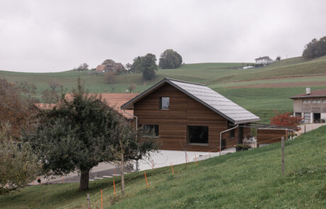 Neubau Stöckli aus Holz in Eriswil, durch dubach plant
