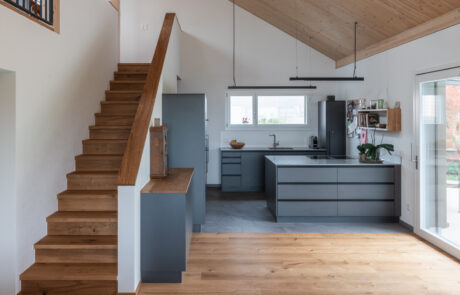 Neubau Stöckli aus Holz in Eriswil, durch dubach plant